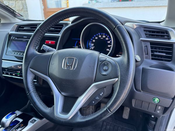 Honda Fit HYBRID 2014 45000KM 2 Keys Finance Avail 381546603