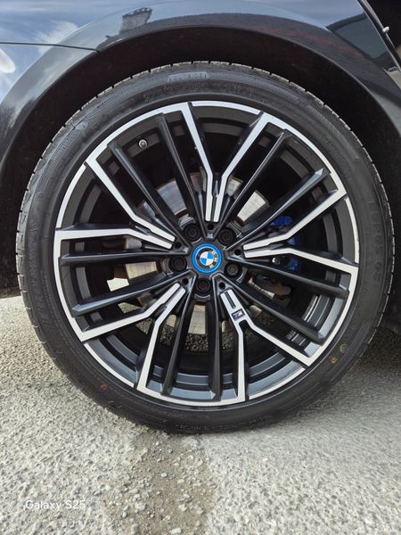 2021 BMW 530e xdrive 381548185