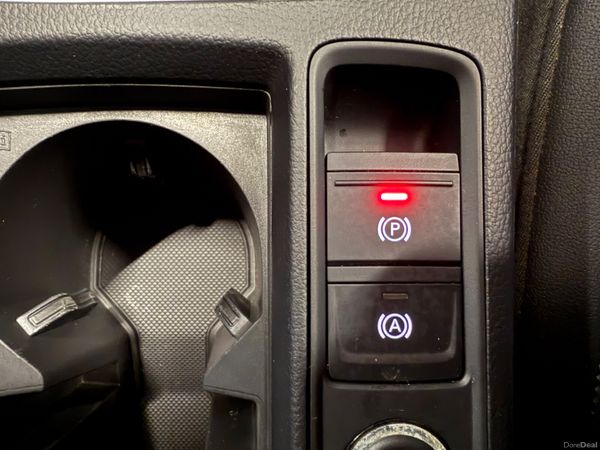 222 Audi Q3 1.4 45 TFSi E Sport Tech 381570297