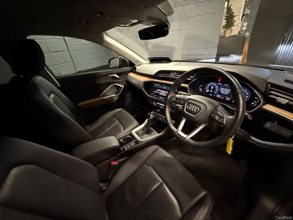 222 Audi Q3 1.4 45 TFSi E Sport Tech 381570229