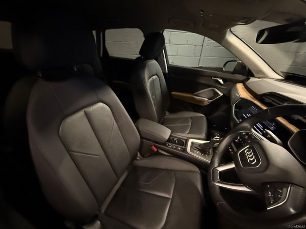 222 Audi Q3 1.4 45 TFSi E Sport Tech 381570231