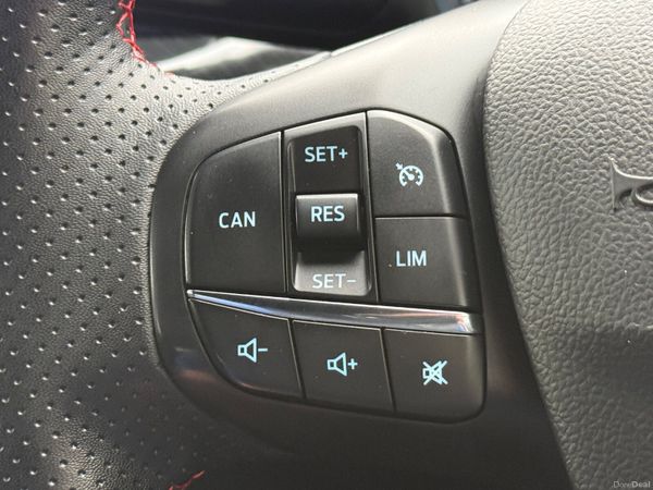 Immaculate Low Kms 222 Ford Focus ST Line! 381589079