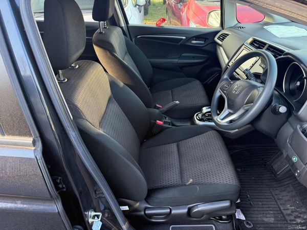 2018 Honda Fit 1.5 Hybrid Automatic,36K KM 381597047