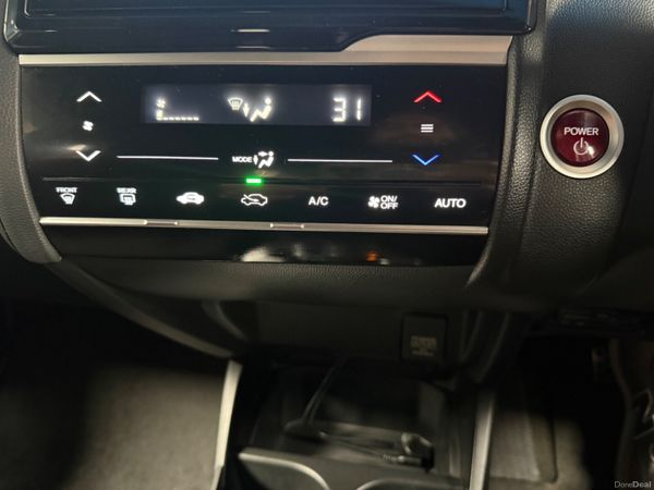 Honda Fit 2015 381598699