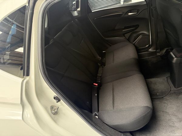 Honda Fit 2015 381598705