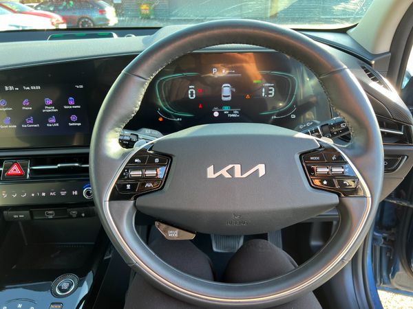 2022 (222) Kia Niro 3 1.6 PHEV Auto 381507627