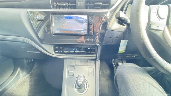 Toyota Auris 1.8 Hybrid 2016 381524099