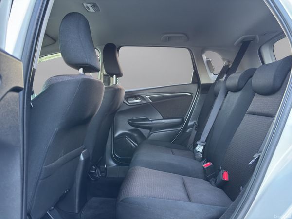 2016 Honda Fit Hybrid (S140) 381526753