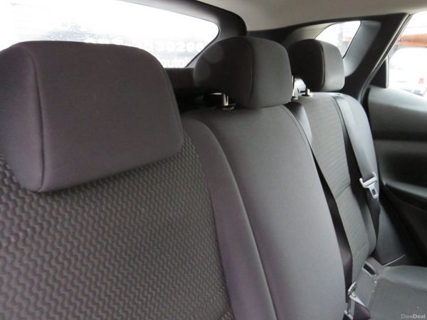 Nissan Qashqai 2015 DIESEL JEEP FRESH NCT 381613179