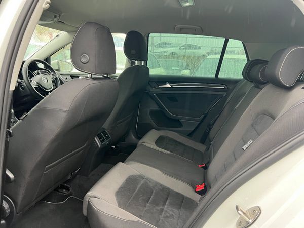 Volkswagen Golf 2013 NEW MODEL HIGHLINE 60K 381621091