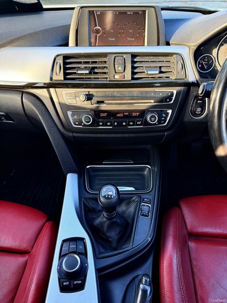 BMW 3-Series 2013 320D 381621583