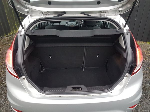 141 FIESTA ... NCT TODAY..1 OWNER FROM NEW 381622763