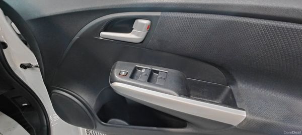 152 Honda Insight- 1.3 Petrol Hybrid 381629083