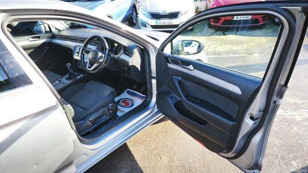 2022 Volkswagen Passat 1 Warranty AA Aprroved 381742251