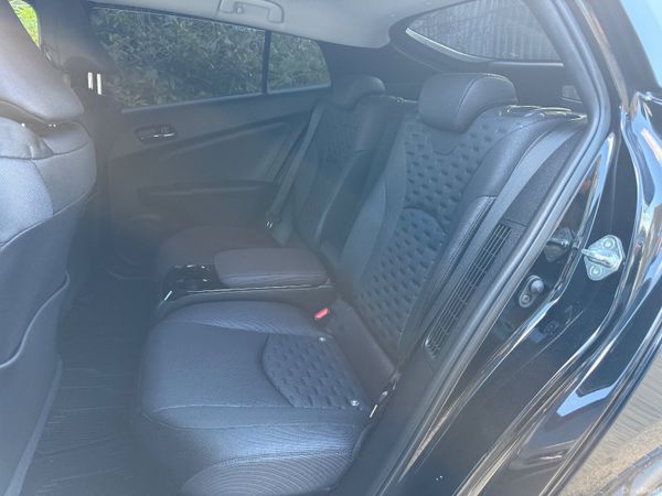 Toyota Prius PHEV Automatic 381754173