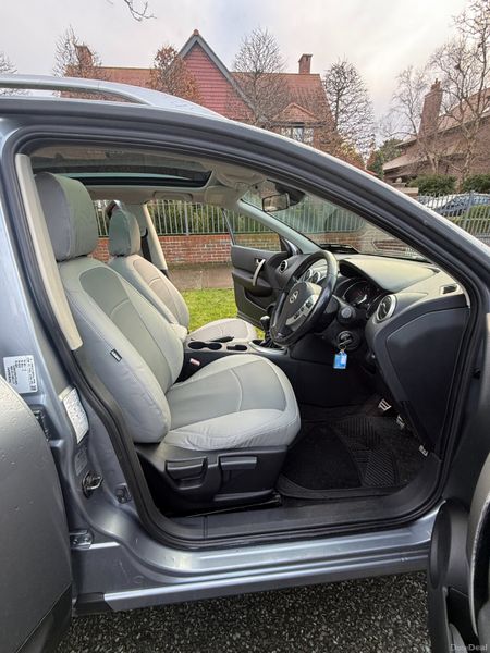 New: NCT. Leather seats Car Play 4K Reverse Camera 381763247