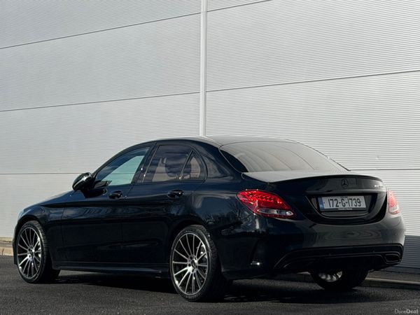 Mercedes-Benz C180d AMG Auto 381768223