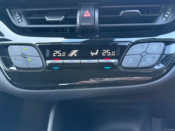 Toyota C-HR 2018 381775197