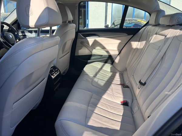 2017 BMW 520D SE AUTO CREAM LEATHER 381784191