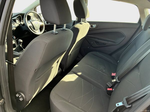 Ford Fiesta with only 88kms ! 381789651