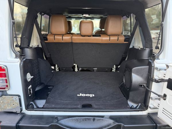 Jeep Wrangler 2014 381794383