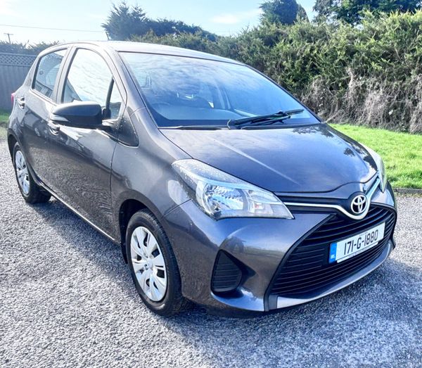 Toyota Yaris 2017 1.0 L petrol LOW KMS 381711761