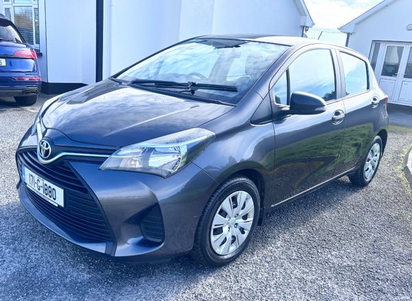 Toyota Yaris 2017 1.0 L petrol LOW KMS 381711803