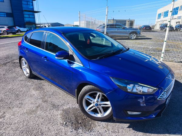 Ford Focus 1.0 Ecoboost Turbo 100PS Zetec 381716295