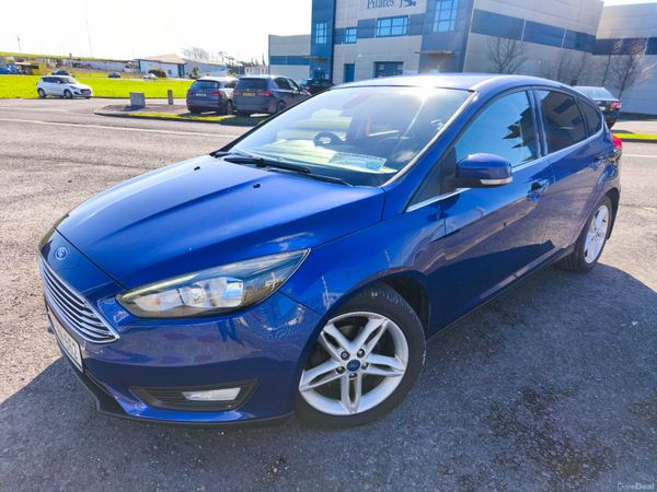 Ford Focus 1.0 Ecoboost Turbo 100PS Zetec 381716301