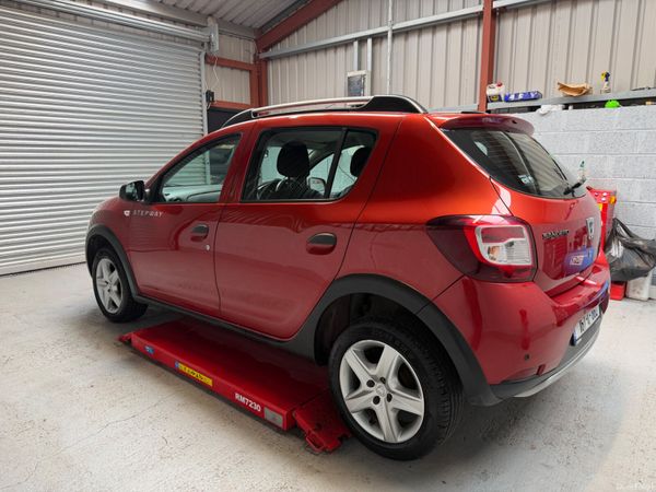 Dacia Sandero Stepway 2016    New Nct 381717651