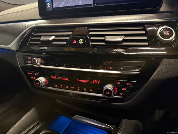 221 BMW 530E M-Sport Pro Touring 381722725