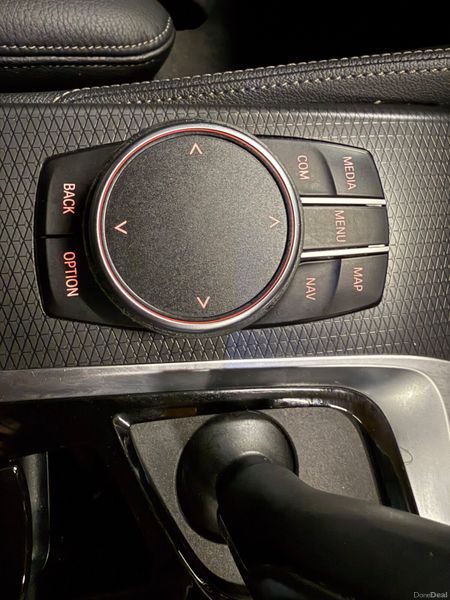 221 BMW 530E M-Sport Pro Touring 381722727