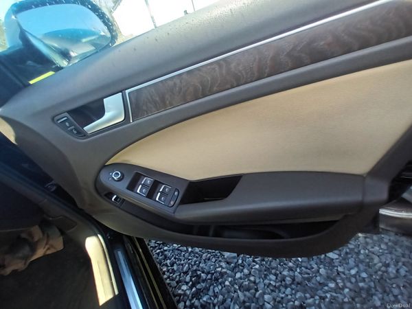 Audi A4 2014 381724245