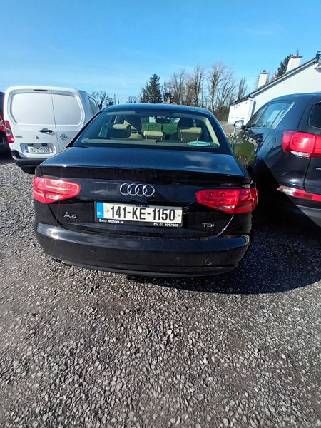 Audi A4 2014 381724223