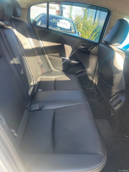 2015 Honda Grace Hybrid Automatic 381847179