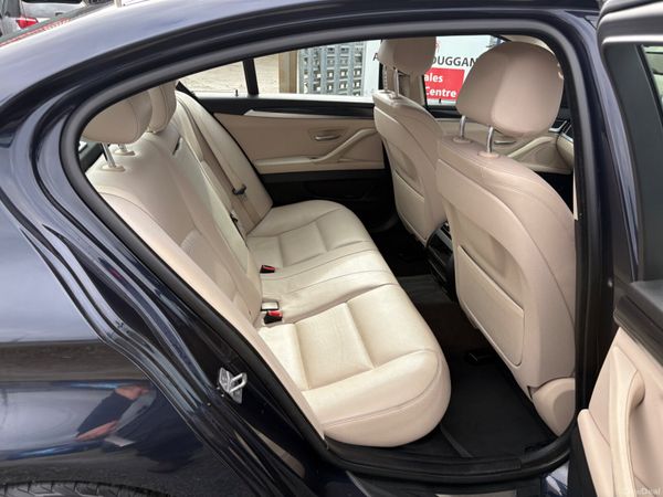 152 BMW 5-Series SE AUTO 381849161