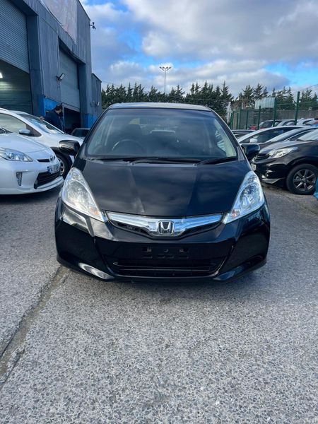 2013 Honda Fit Hybrid Automatic 381850921