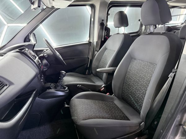 ◼️2017 FIAT DOBLO 1.5 DIESEL 5 SEATER CREWCAB◼️ 381853527