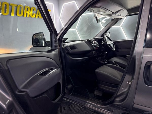 ◼️2017 FIAT DOBLO 1.5 DIESEL 5 SEATER CREWCAB◼️ 381853535