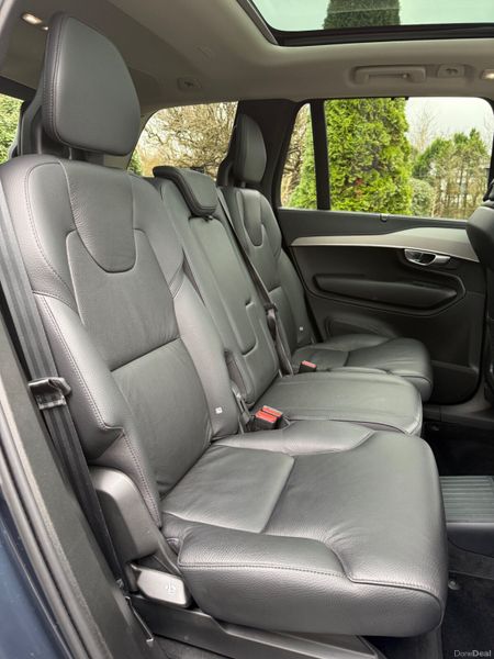 Stunning 231 Volvo XC90 R-Design! 381861341