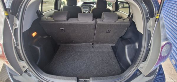 Toyota Aqua Hybrid AA APPROVED 381886205