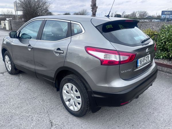 2016 Nissan Qashqai 1.2 L Petrol AUTOMATIC LOW KMS 381896499