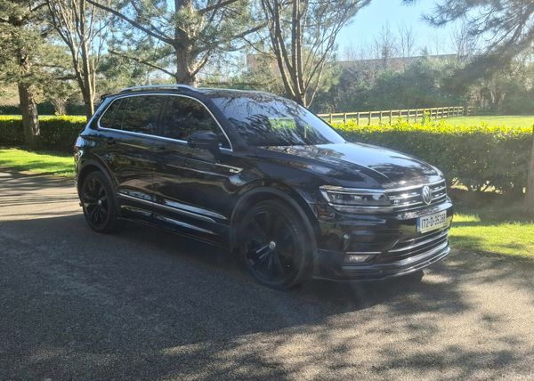 VW TIGUAN 4 MOTION R LINE 381801847