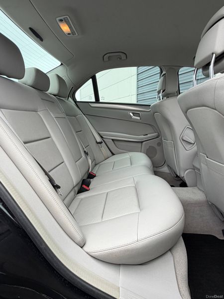 Mercedes-Benz E200CDI Exclusive 381802323