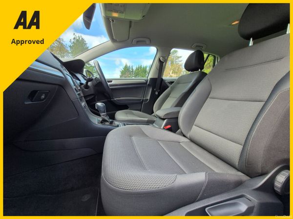 💥2015 Volkswagen Golf💥(59,000KM's+Auto+Warranty) 381811875