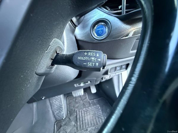 2017 Toyota C-HR 1.8 Hybrid Automatic,Top Specs 381814677