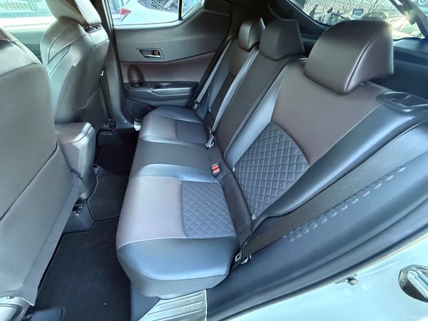 2017 Toyota C-HR 1.8 Hybrid Automatic,Top Specs 381814685