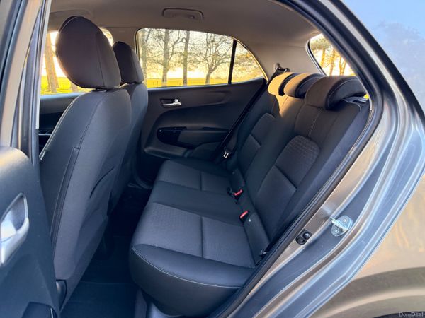 Kia Picanto 2022 Automatic 381832365