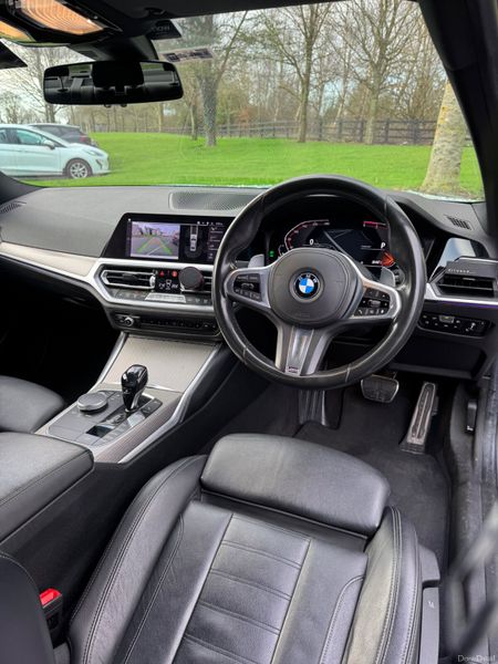 BMW 3-Series 2019 M-Sport Plus 381912305