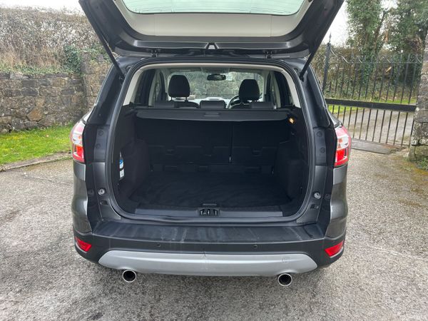 Ford Kuga 2.0TDCi 150PS FWD Titanium 382041865